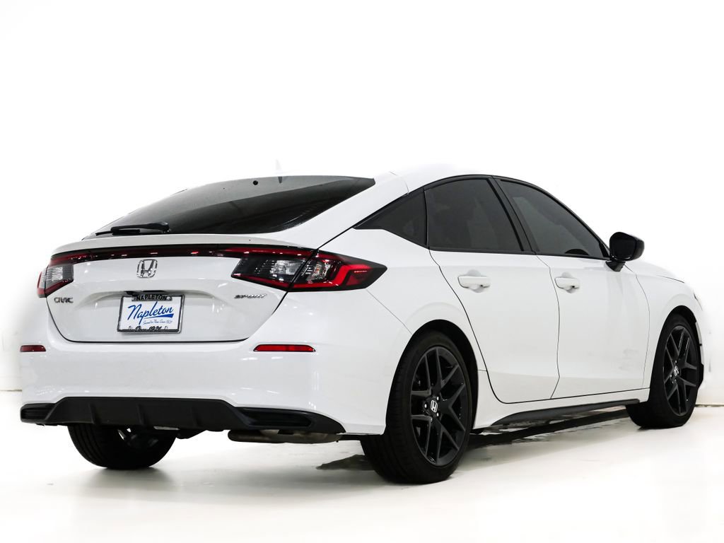 Used 2023 Honda Civic Sport image 6