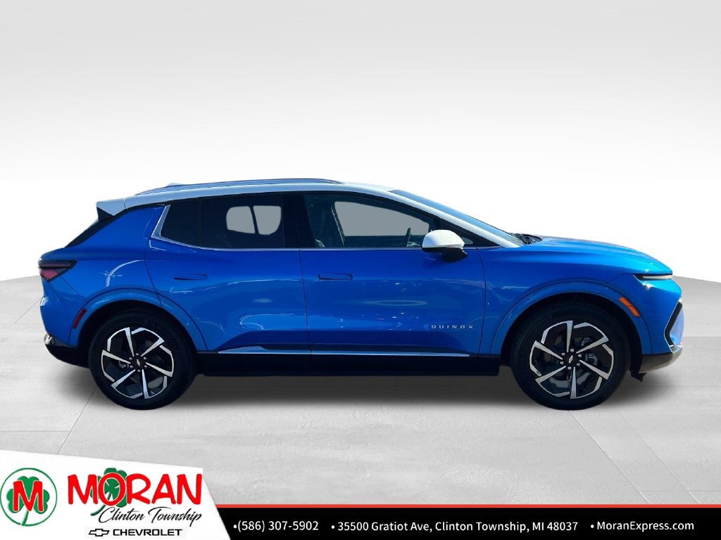 Certified 2025 Chevrolet Equinox EV LT w/ Convenience Package FWD image 8