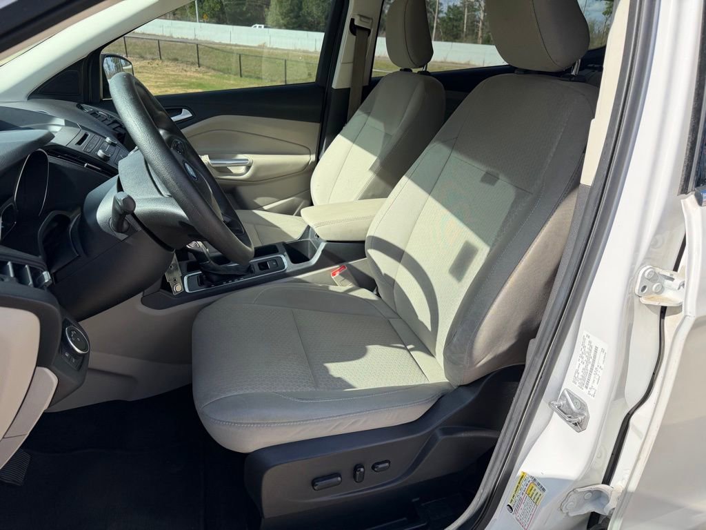 Used 2018 Ford Escape SE image 10