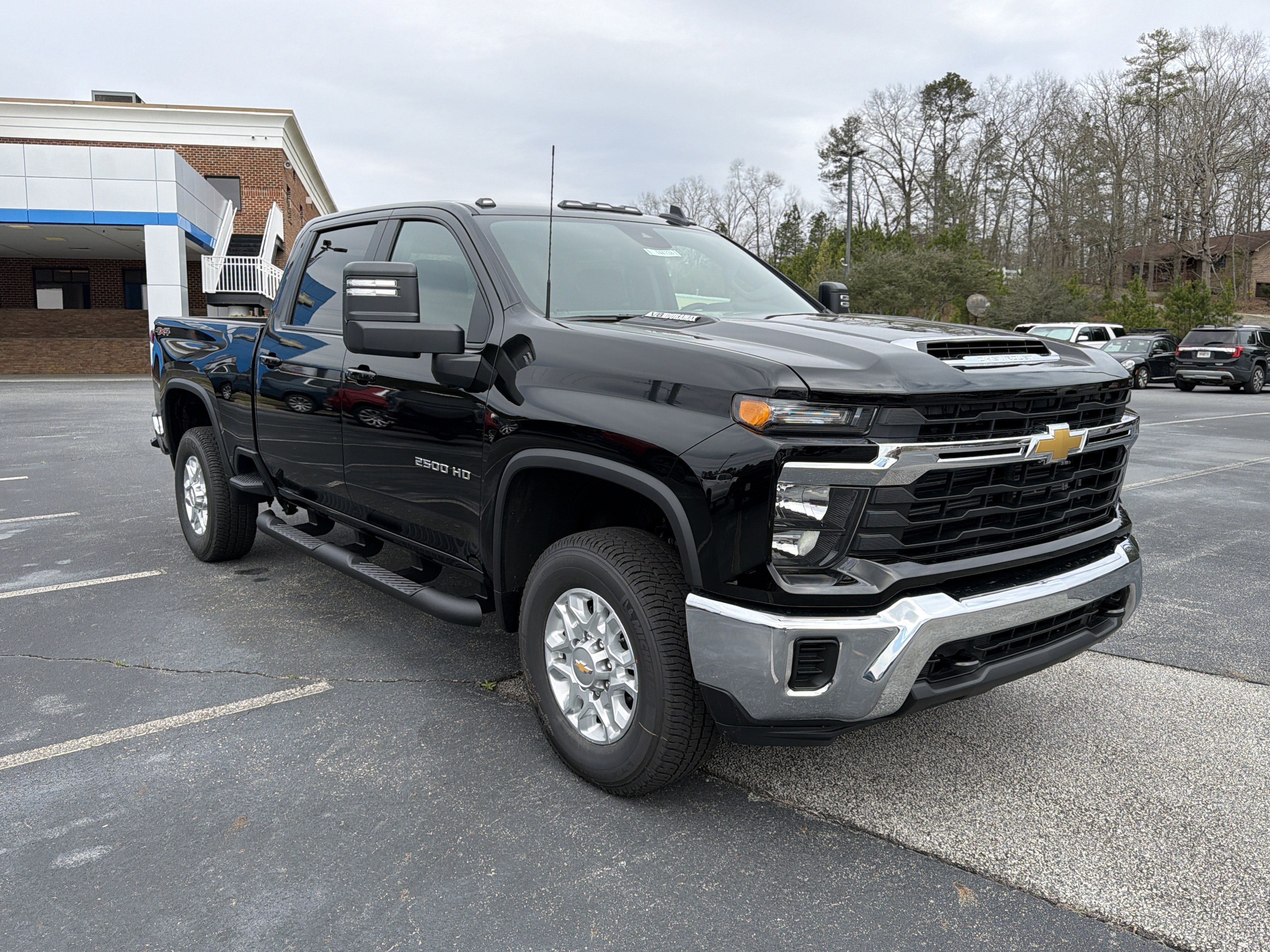 New 2026 Chevrolet Silverado 2500 LT image 3