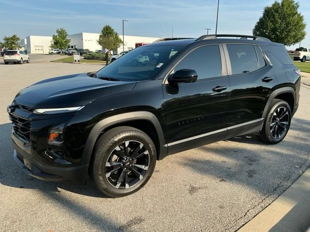 Used 2025 Chevrolet Equinox RS w/ Safety and Technology Package FWD image 3