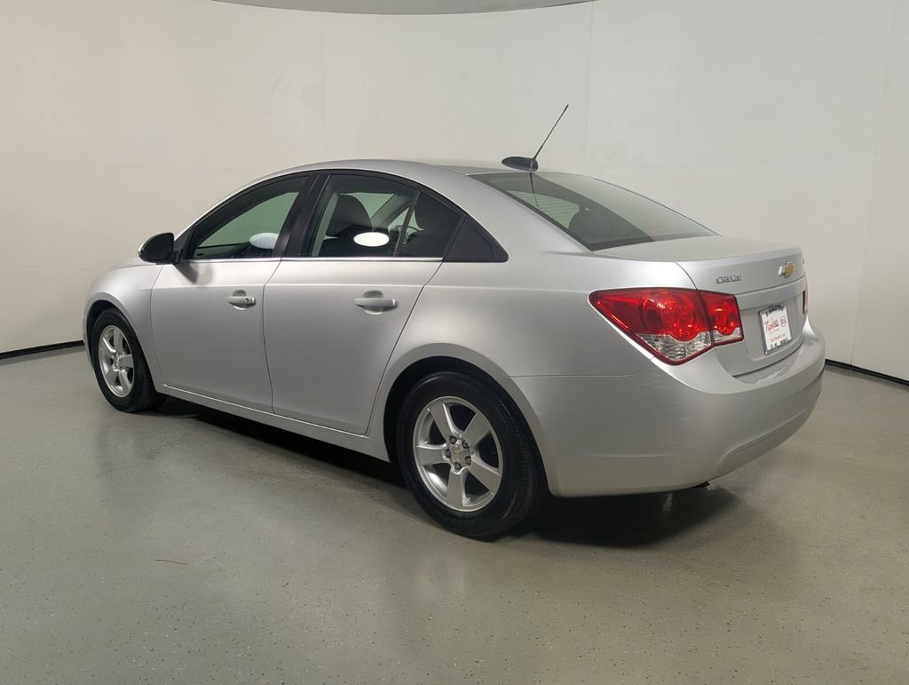 Used 2016 Chevrolet Cruze LT FWD image 5
