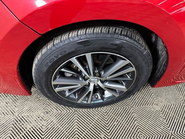 Used 2019 Toyota Corolla LE w/ LE Premium Package w/Moonroof image 10