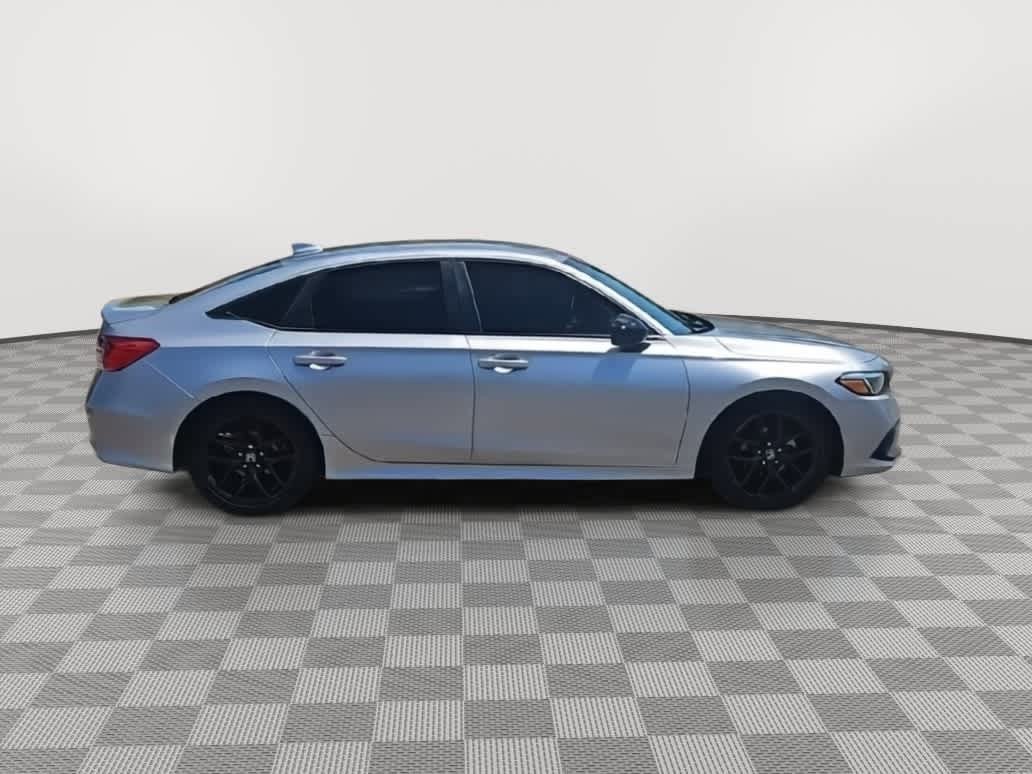 Used 2023 Honda Civic Sport image 9