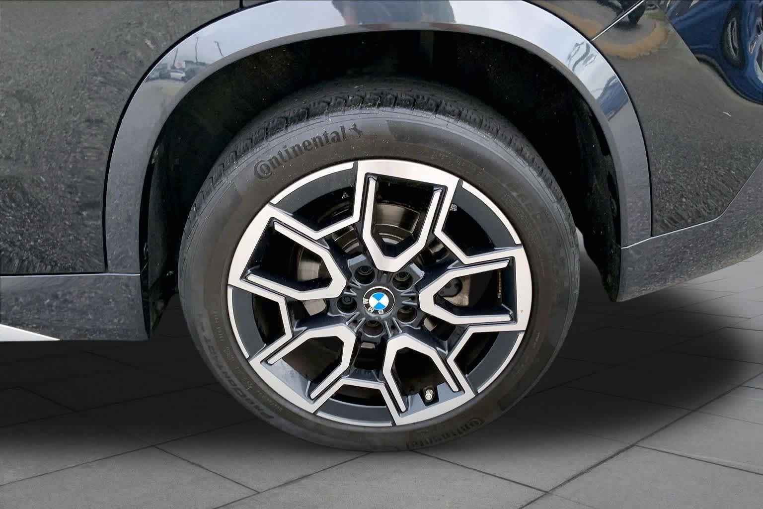 Used 2025 BMW X1 xDrive28i w/ Convenience Package AWD/4WD image 10