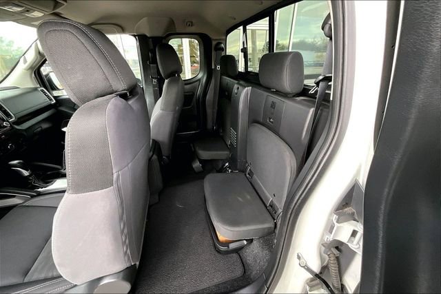 Certified 2024 Nissan Frontier SV w/ SV Convenience Package image 16