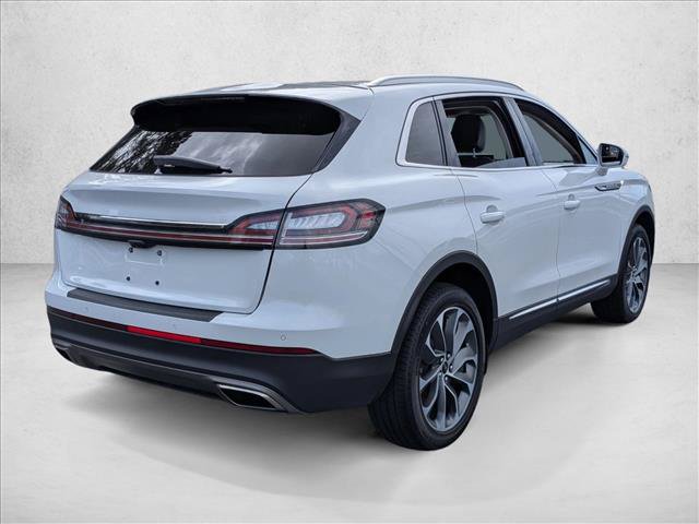 Used 2023 Lincoln Nautilus Reserve w/ Luxury Package AWD/4WD image 5