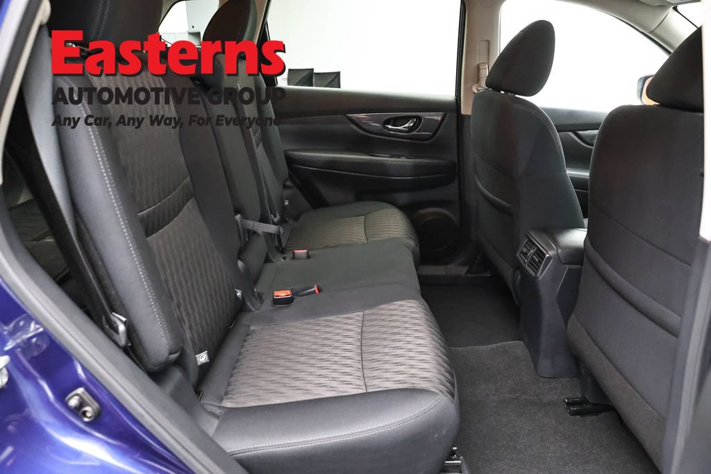 Used 2020 Nissan Rogue SV AWD/4WD image 24