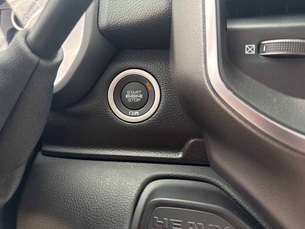 New 2025 RAM 2500 Big Horn AWD/4WD image 17