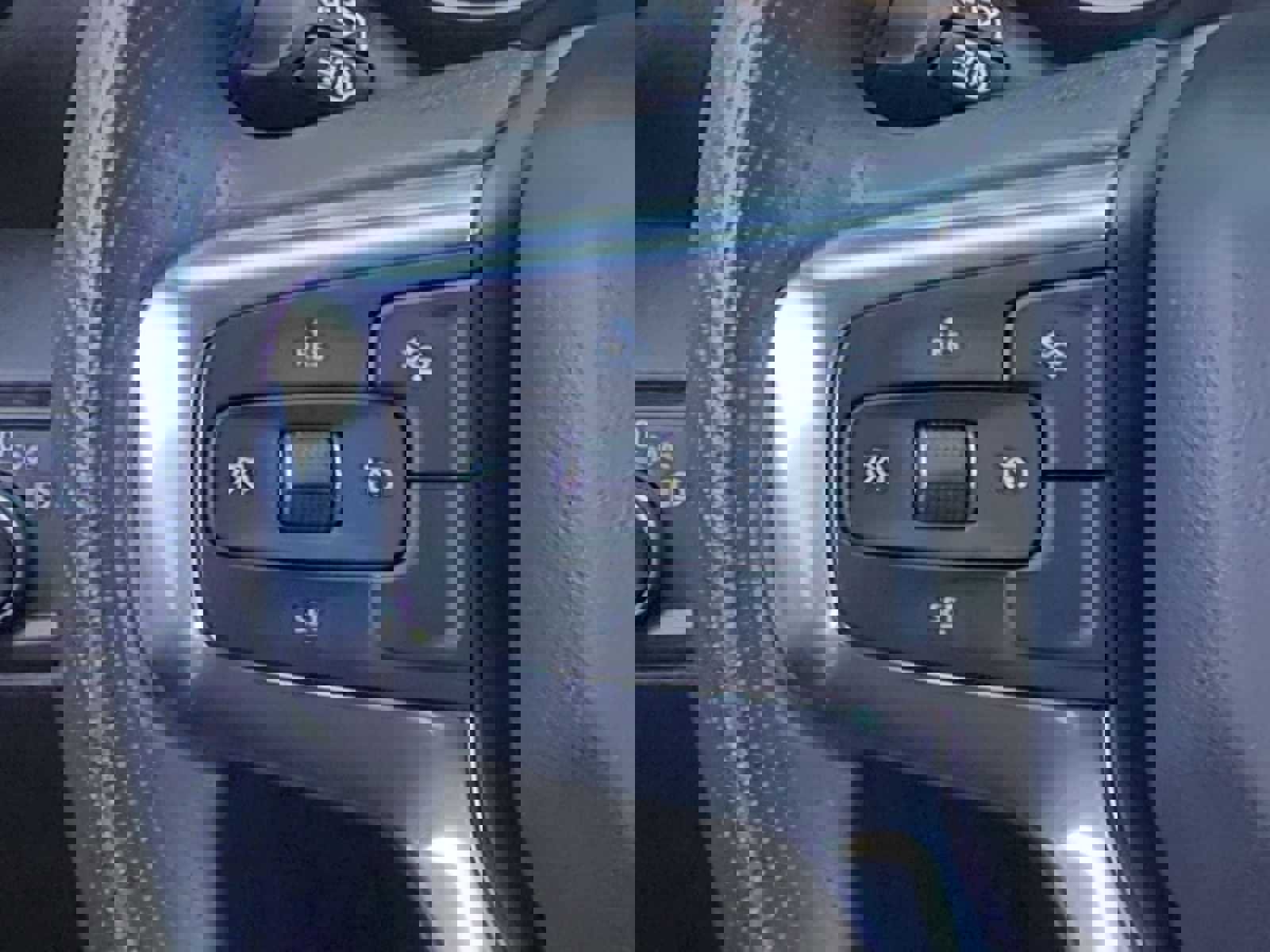 Used 2025 Chevrolet Blazer LT image 15