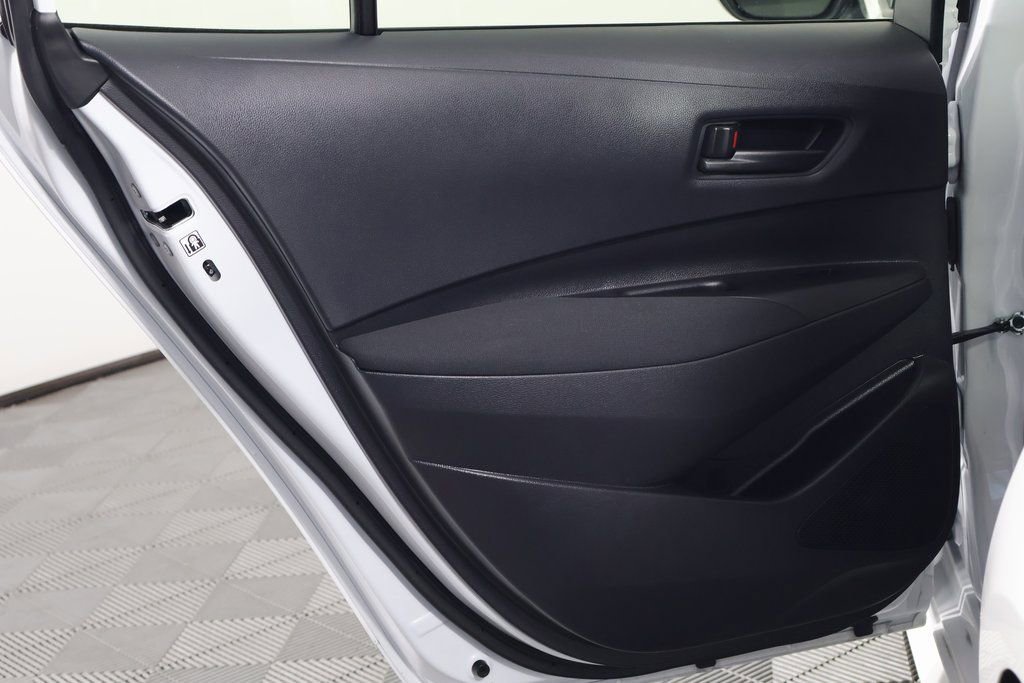 Used 2026 Toyota Corolla LE image 13