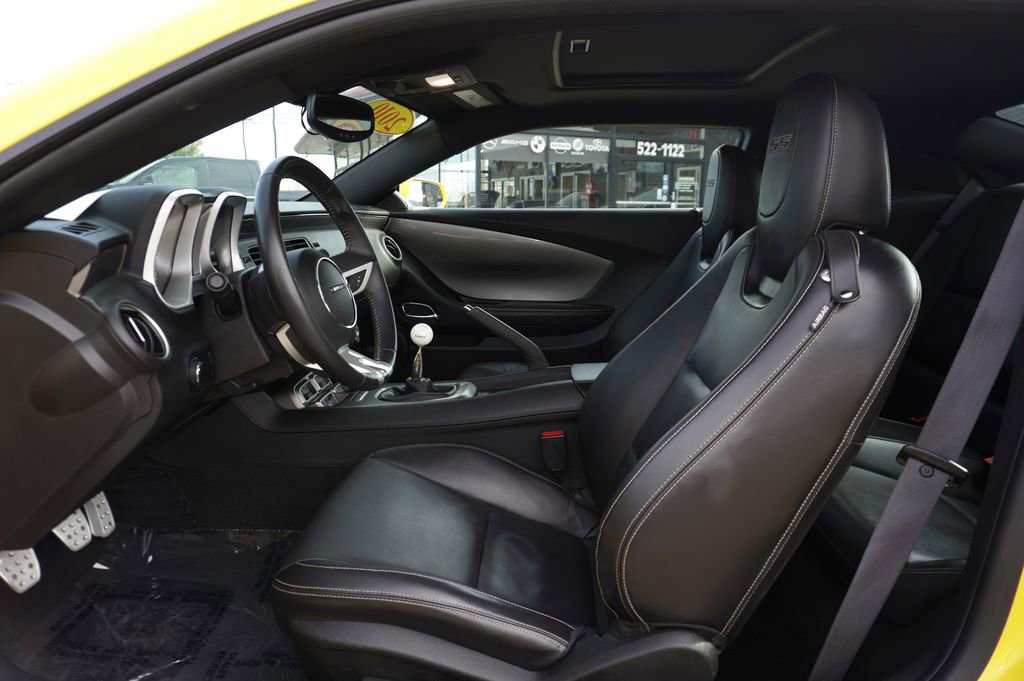Used 2010 Chevrolet Camaro SS w/ LPO, Ground Effects Package image 29