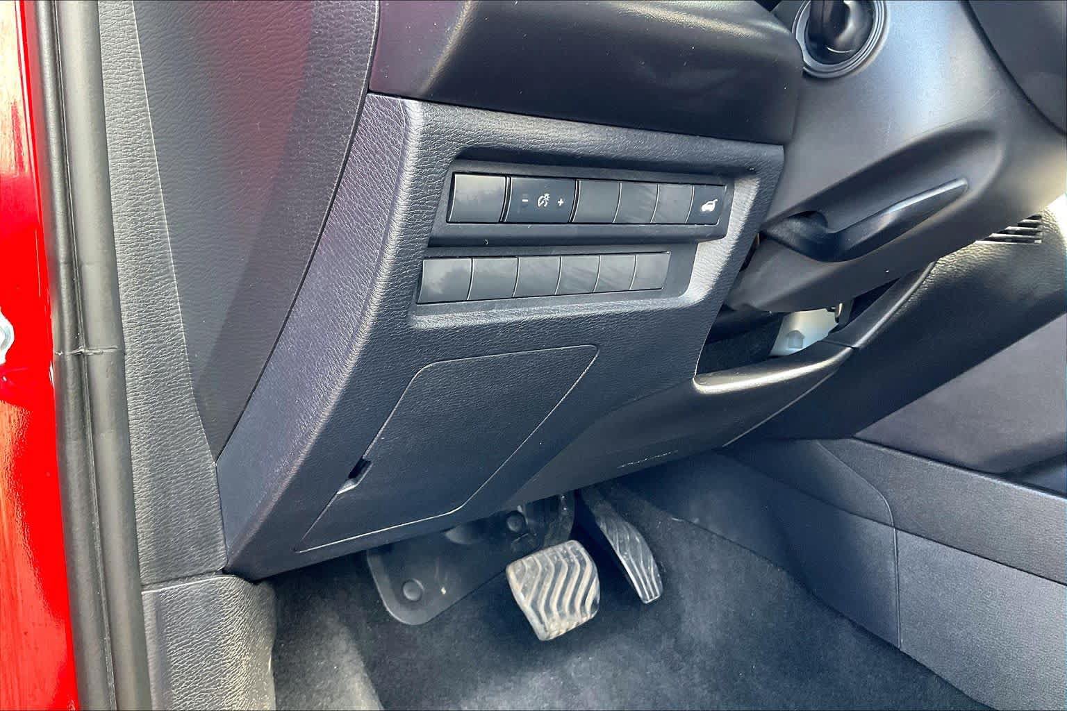 Used 2024 Mitsubishi Outlander SE FWD image 47