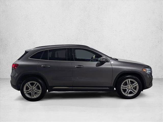 Used 2023 Mercedes-Benz GLA 250 4MATIC w/ Premium Package image 4