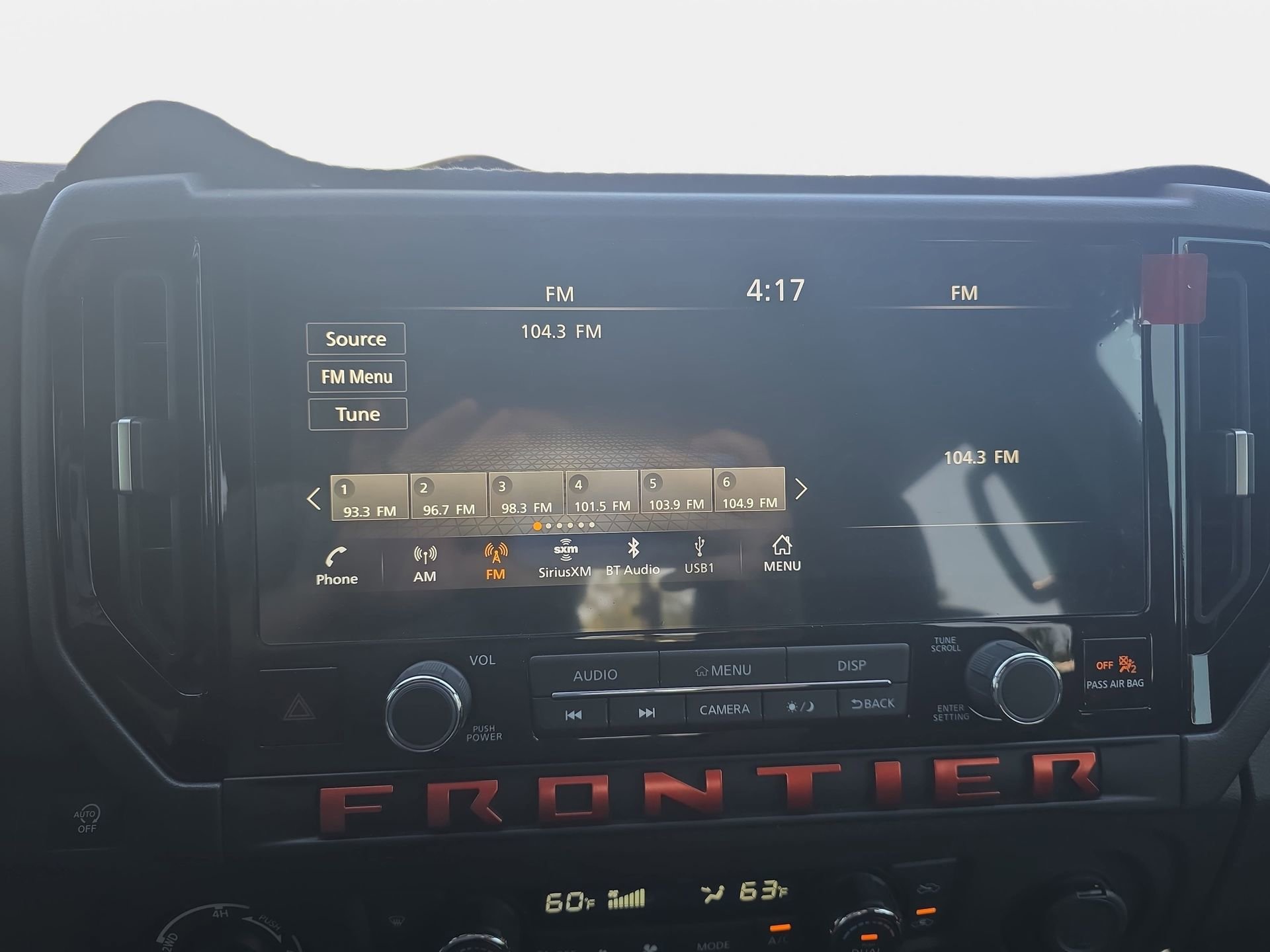 Used 2025 Nissan Frontier PRO-4X AWD/4WD image 22