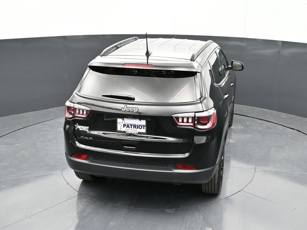Used 2026 Jeep Compass Latitude AWD/4WD image 26