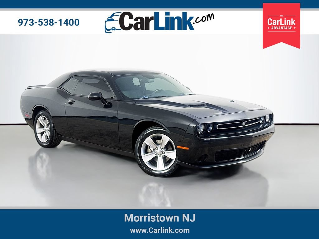 Used 2016 Dodge Challenger SXT