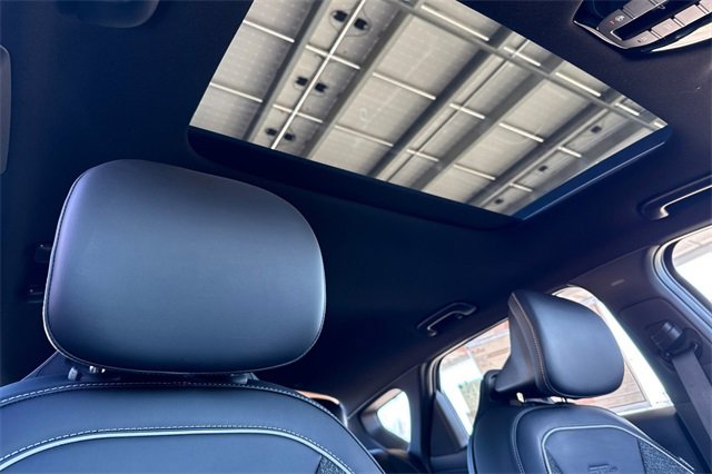 New 2025 Kia K4 GT-Line image 18