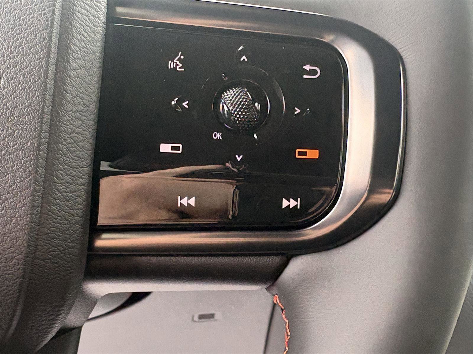 New 2026 Nissan Armada PRO-4X AWD/4WD image 18