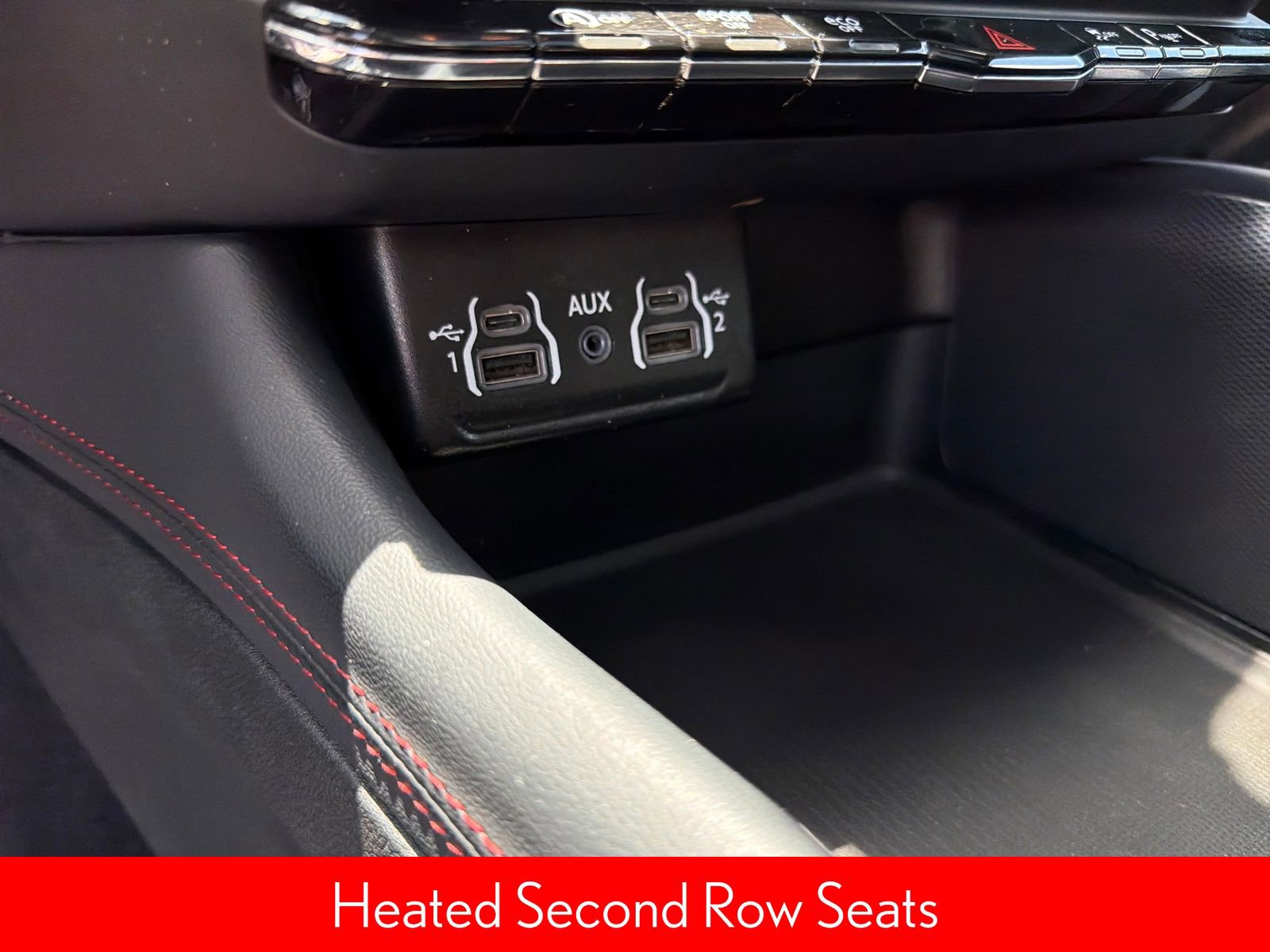 Used 2024 Dodge Durango GT RWD image 23