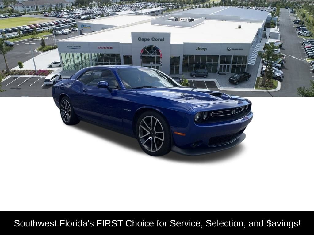 Used 2022 Dodge Challenger R/T w/ Plus Package RWD image 2