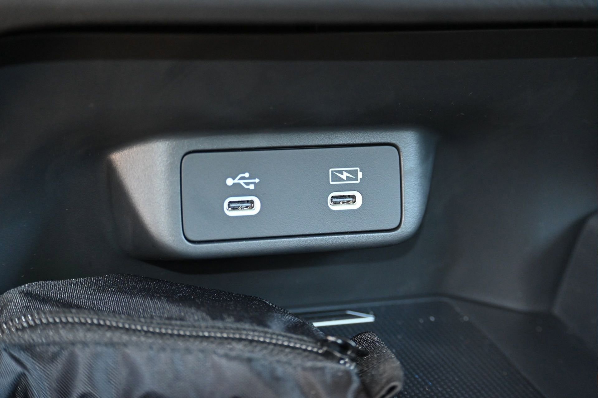 New 2026 Honda HR-V EX-L image 32