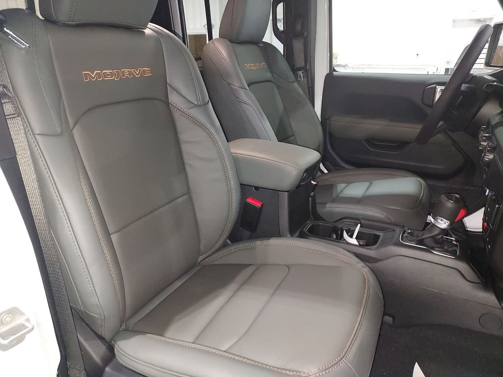 New 2026 Jeep Gladiator Mojave AWD/4WD image 30