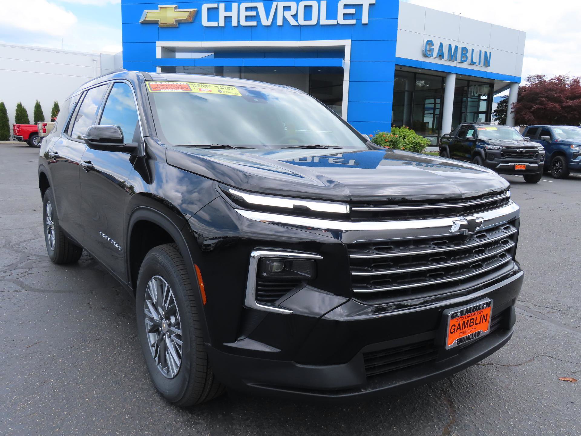 New 2025 Chevrolet Traverse LT w/ LPO, Illumination Package