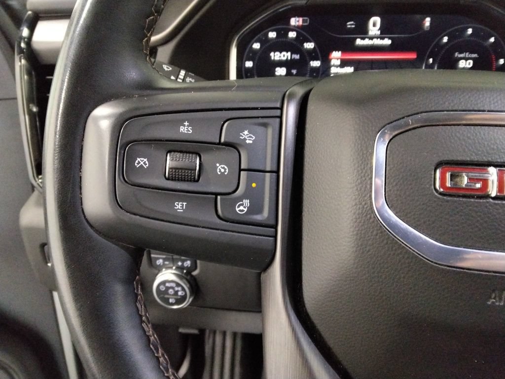 Used 2025 GMC Sierra 2500 AT4 AWD/4WD image 12