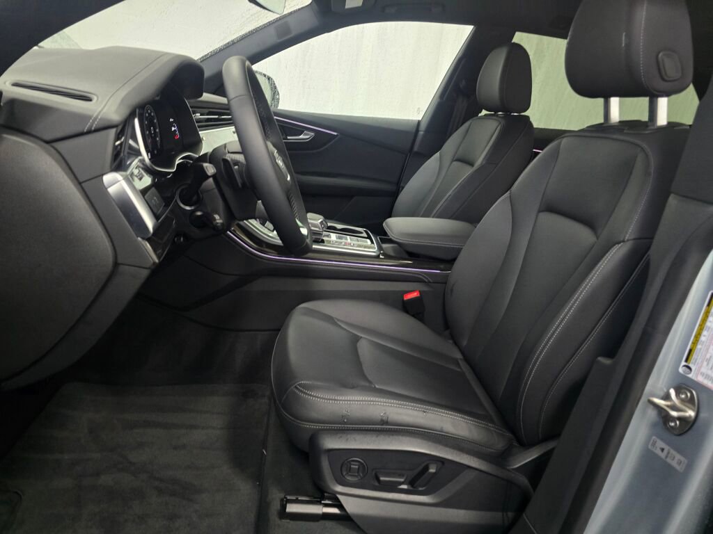 Certified 2025 Audi Q8 Premium Plus w/ Premium Plus Package image 13