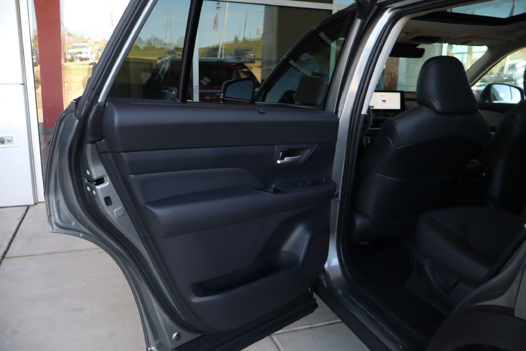 New 2026 Toyota Grand Highlander AWD Hybrid image 28