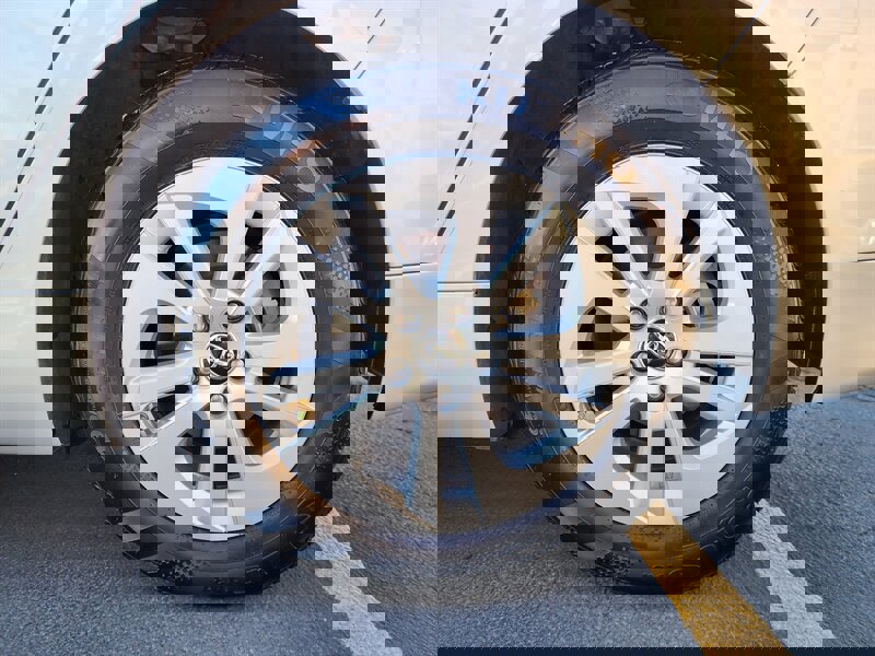 Used 2017 Toyota Prius Two FWD image 15