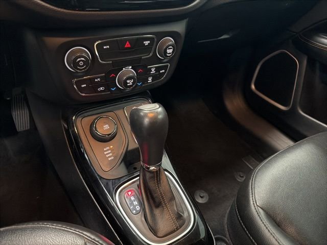 Used 2018 Jeep Compass Limited AWD/4WD image 20