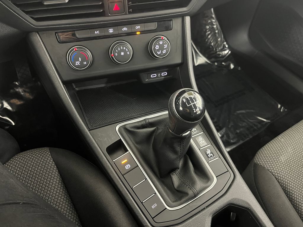 Used 2021 Volkswagen Jetta S w/ Driver Assistance Package FWD image 24