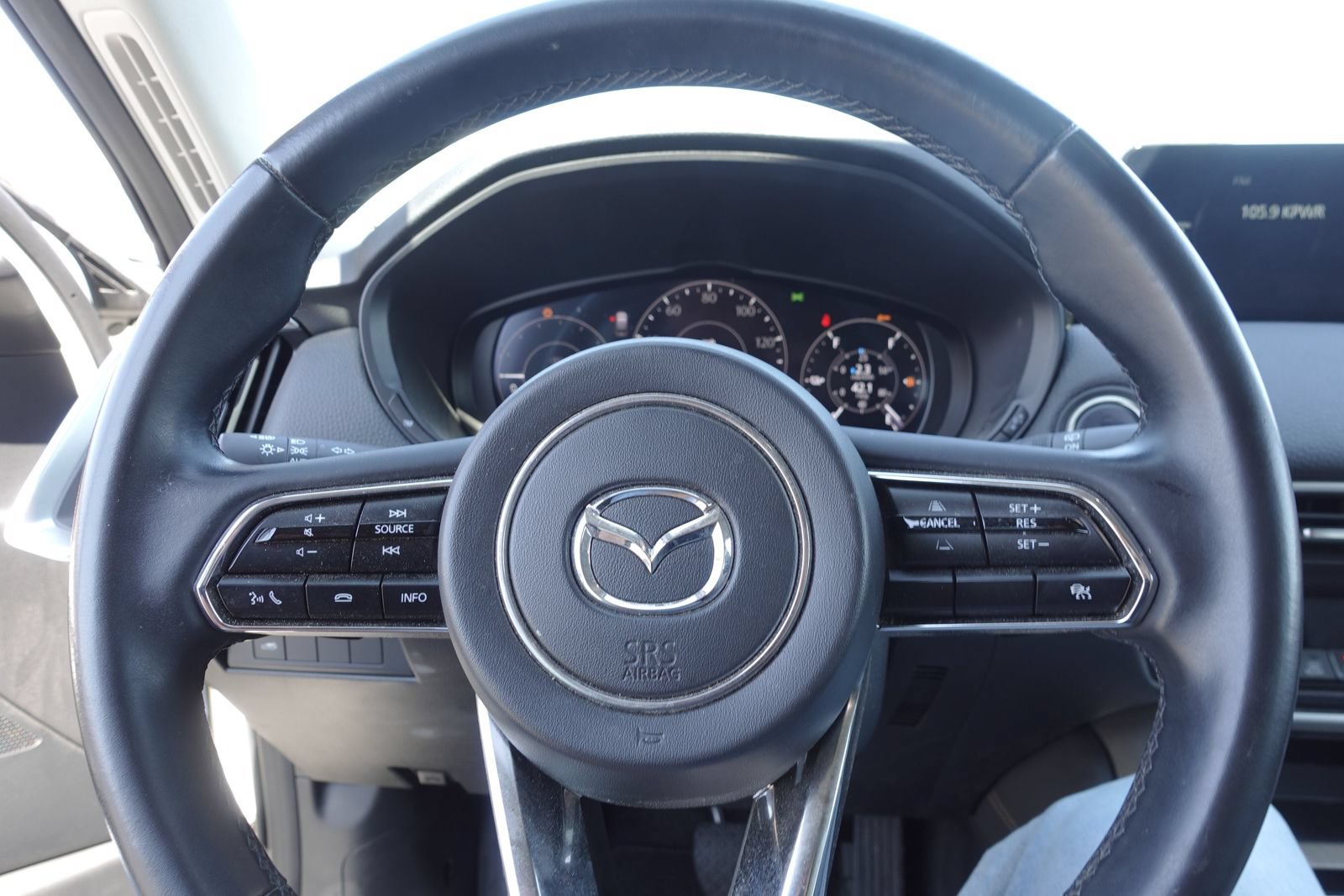 Certified 2024 MAZDA CX-90 Plug-In Hybrid w/ Preferred AWD/4WD image 18