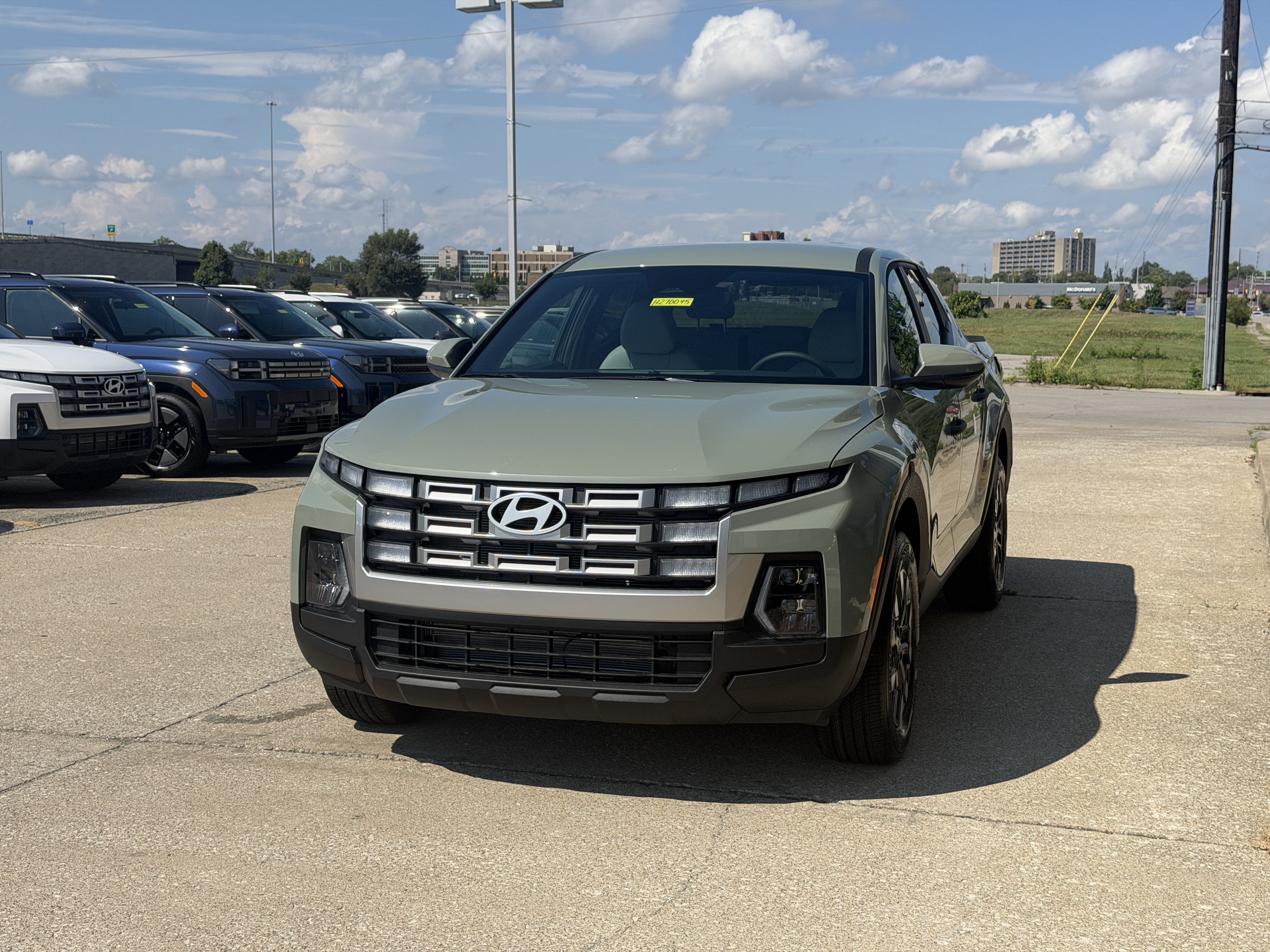 New 2027 Hyundai Santa Cruz SE AWD/4WD image 14