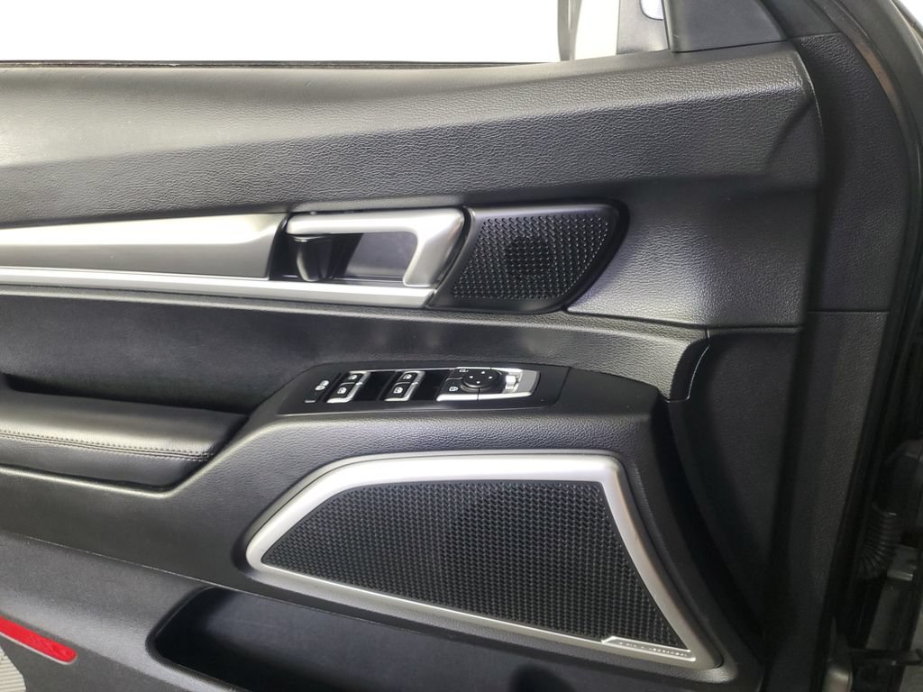 Used 2020 Kia Telluride S FWD image 30