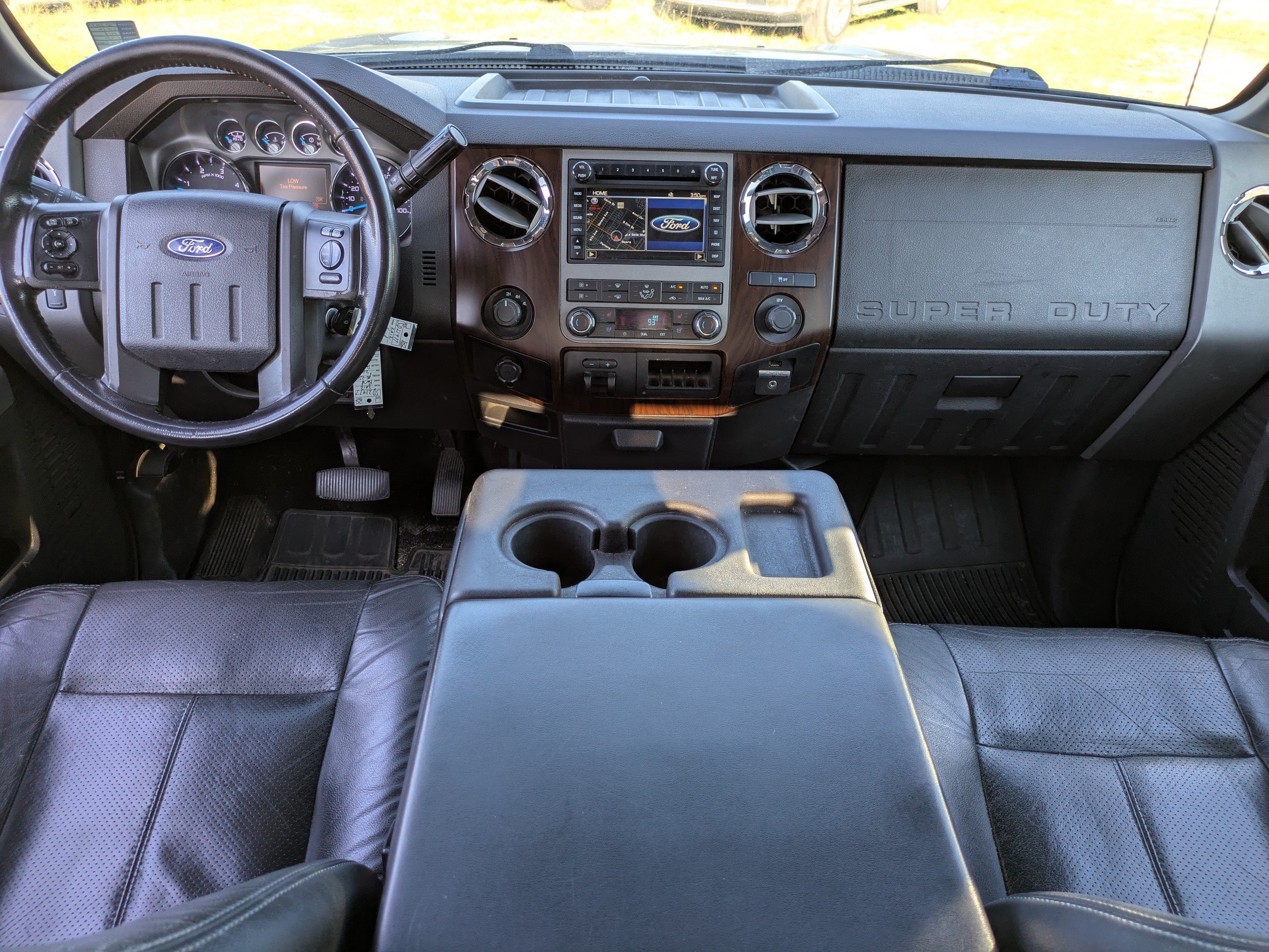 Used 2012 Ford F350 Lariat w/ Lariat Ultimate Pkg AWD/4WD image 14
