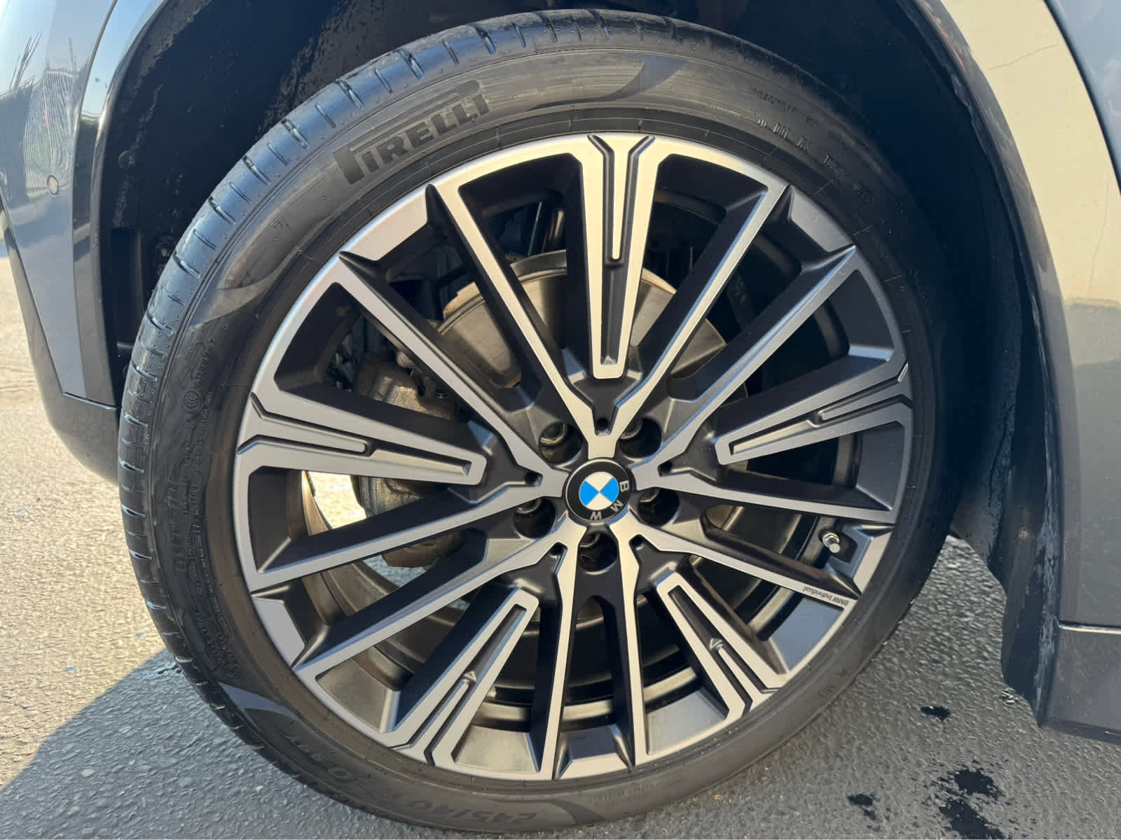 Used 2025 BMW X1 xDrive28i w/ Technology Package image 8