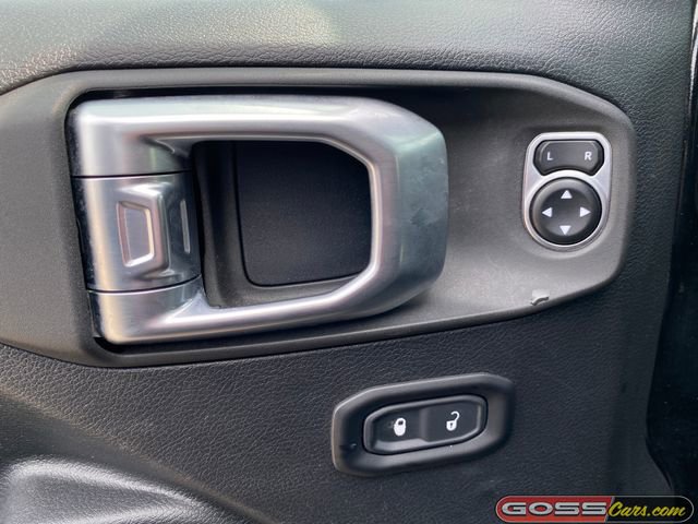 Used 2020 Jeep Wrangler Sport image 23