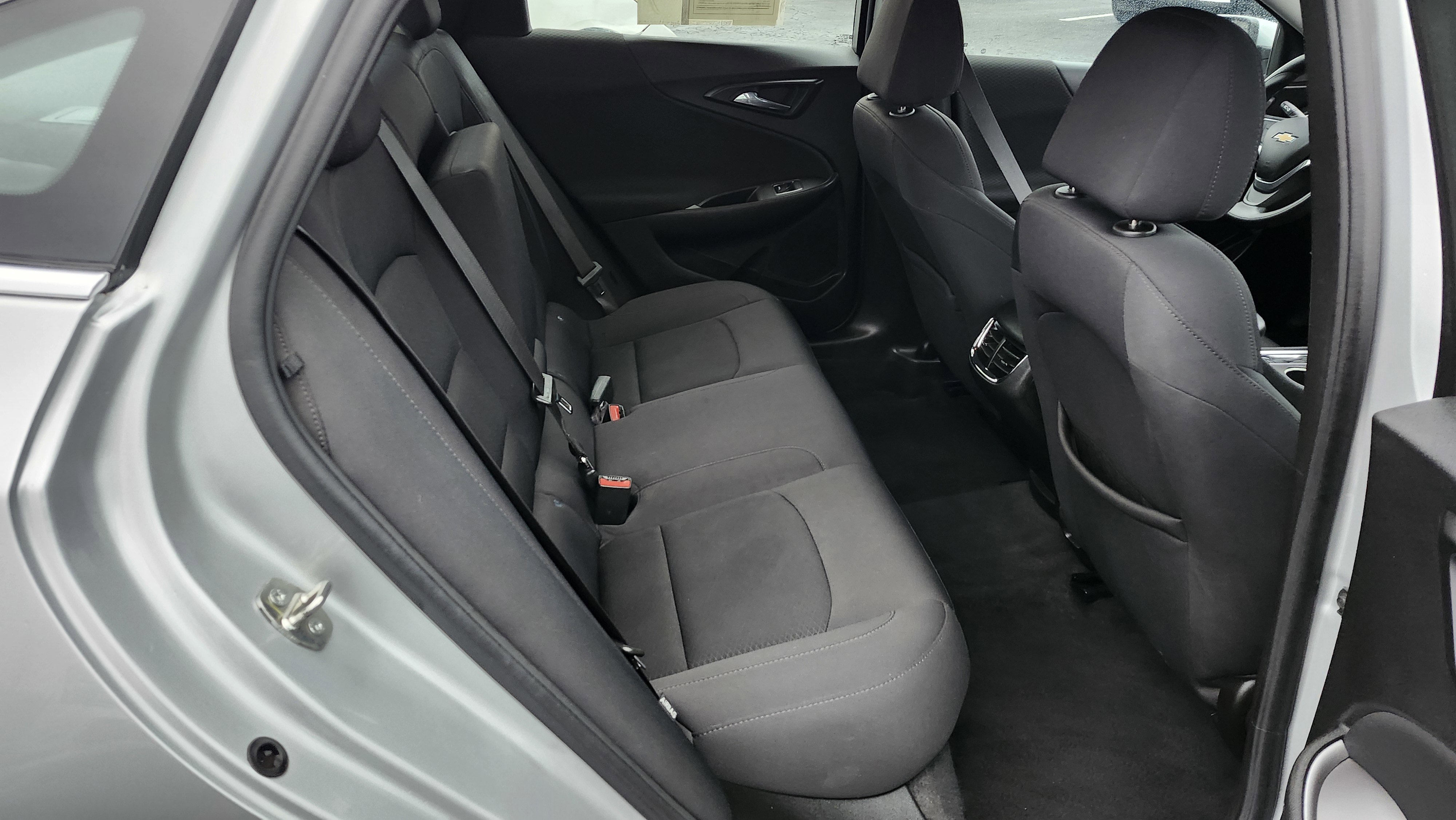 Used 2022 Chevrolet Malibu LT image 17