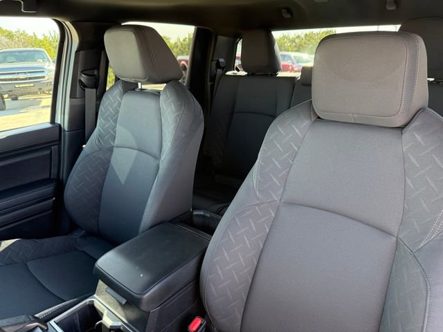 Used 2025 Toyota Tacoma SR5 image 11