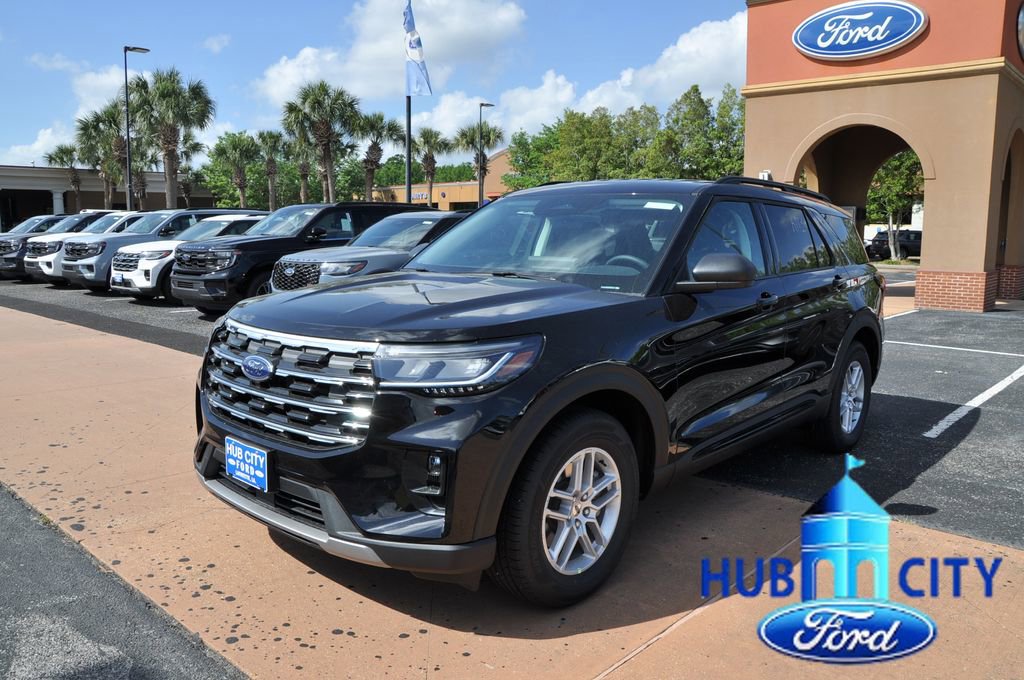 New 2026 Ford Explorer Active RWD image 1