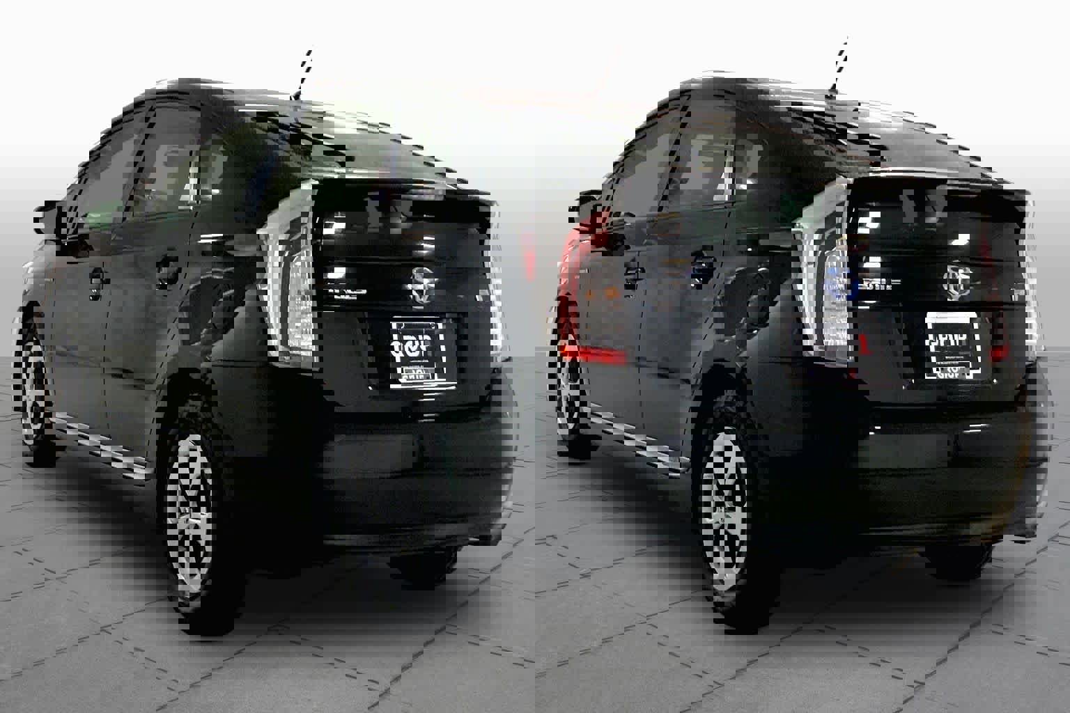 Used 2012 Toyota Prius Two FWD image 11