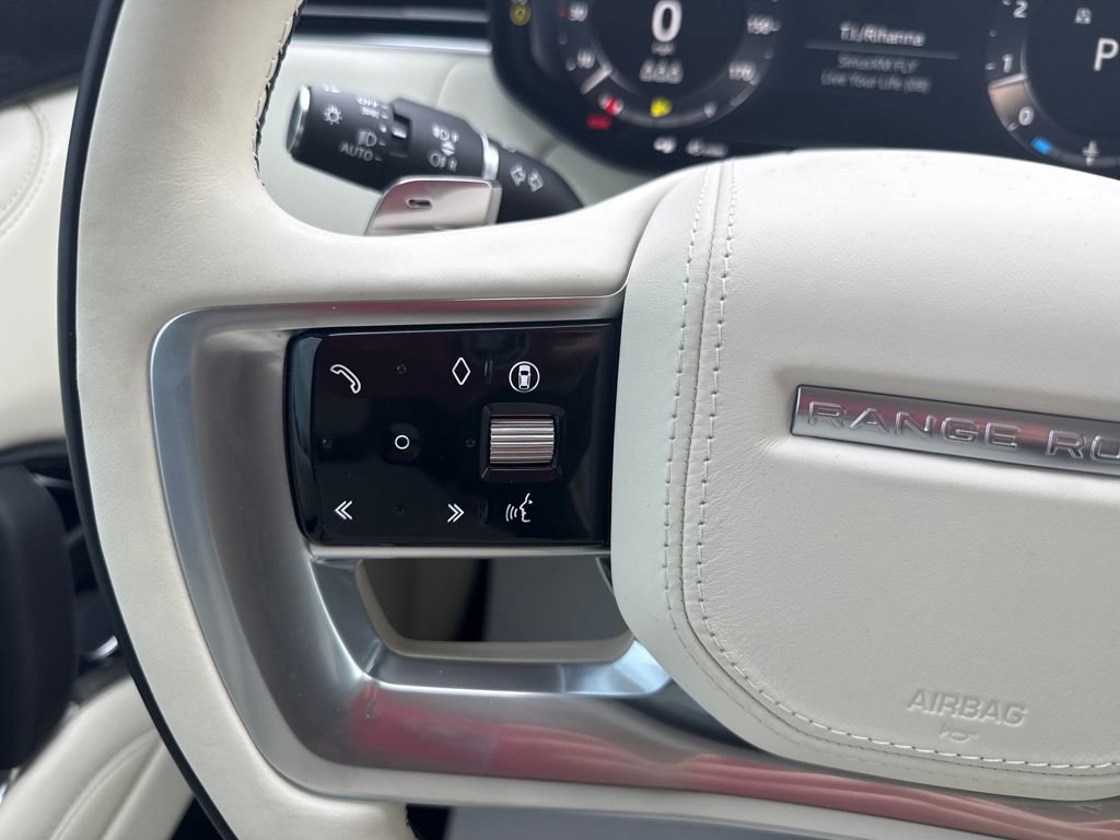 Used 2025 Land Rover Range Rover SE image 22