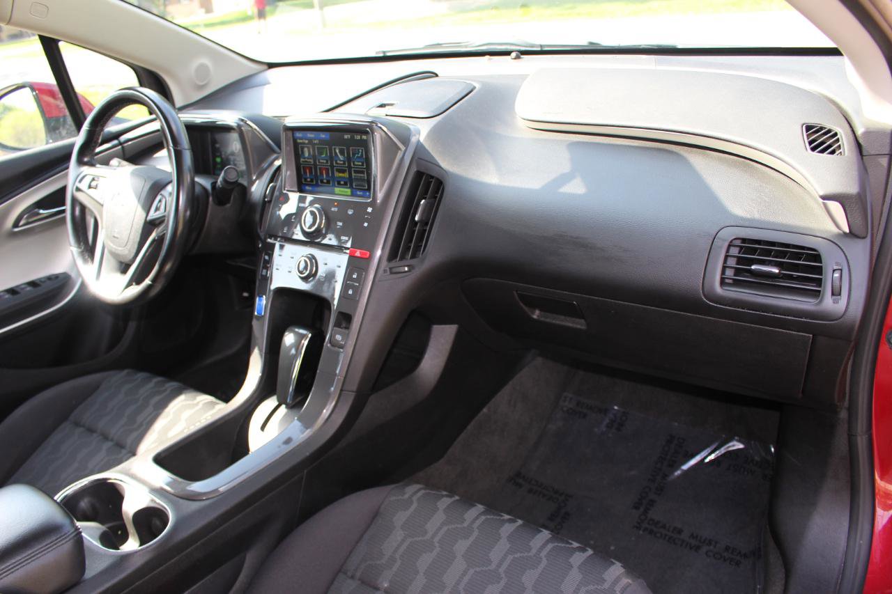 Used 2015 Chevrolet Volt FWD image 38