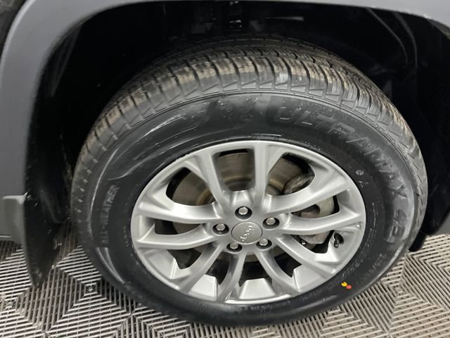 Used 2022 Jeep Cherokee Latitude Lux AWD/4WD image 31