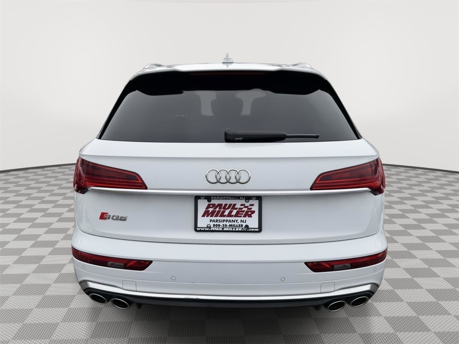 Certified 2024 Audi SQ5 Prestige image 5