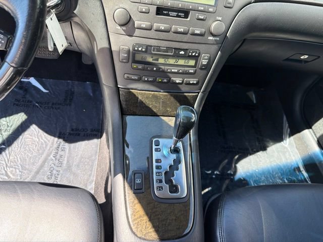 Used 2004 Lexus ES 330 w/ Premium Pkg FWD image 13