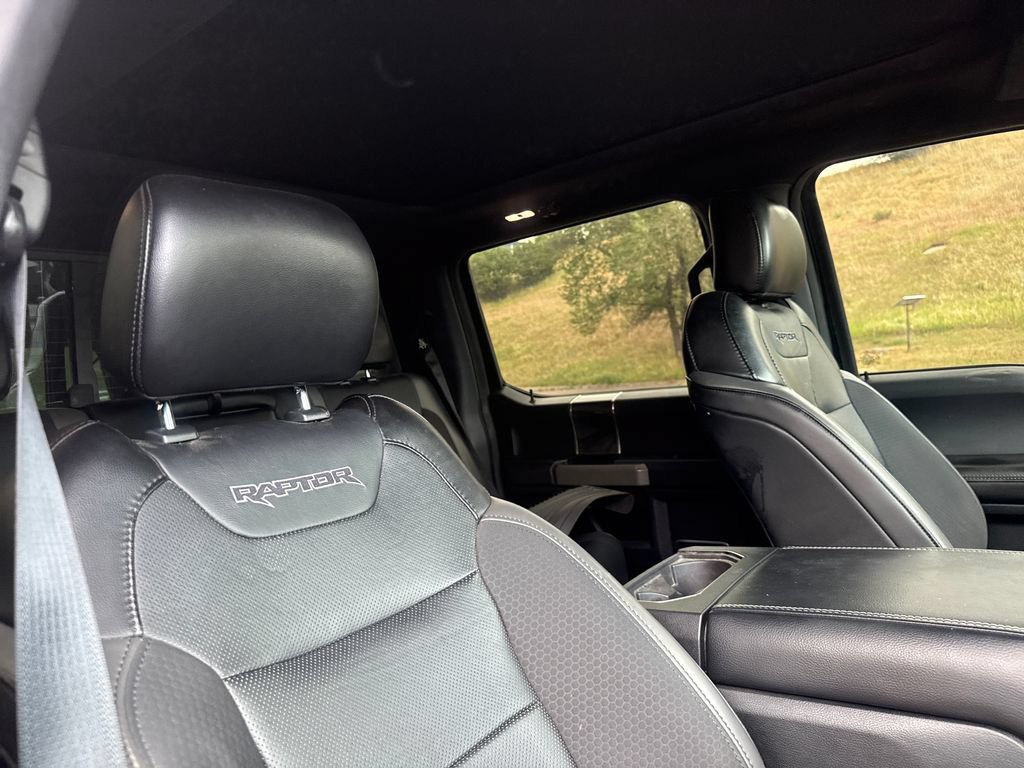 Used 2019 Ford F150 Raptor w/ Equipment Group 802A Luxury AWD/4WD image 27